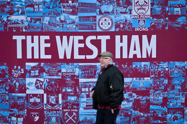 West Ham Fighting To Keep Hold Of 18 y/o Midfielder With Arsenal, United And Spurs ‘Battling’ To Sign Him