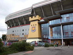 144 Cap International Defender Was 'Close' To Securing West Ham Move But He Could Now Join Another Team