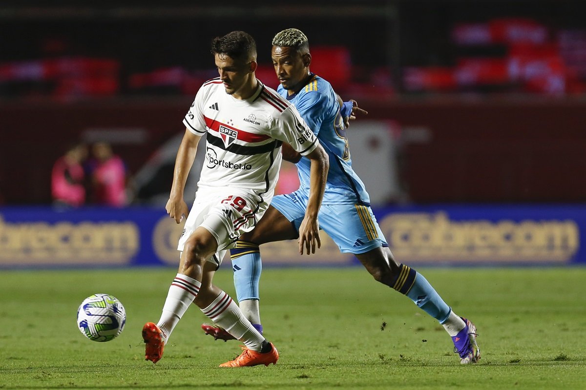 “I Heard About An Offer” – Brazilian Star Speaks Out Amid West Ham, Arsenal And Fulham Transfer Links