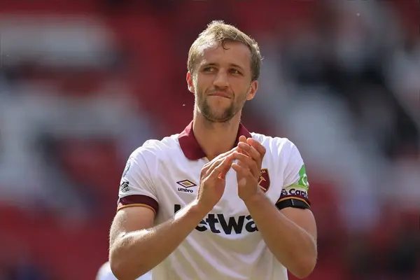 West Ham Braced For ‘Imminent’ Bid From Premier League Rival That Will Meet Player’s Asking Price