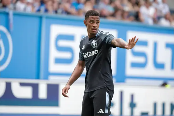 West Ham Set To Hold Meeting With “No.1 Target” As Potter Tries To Snap Up Key £30M Addition