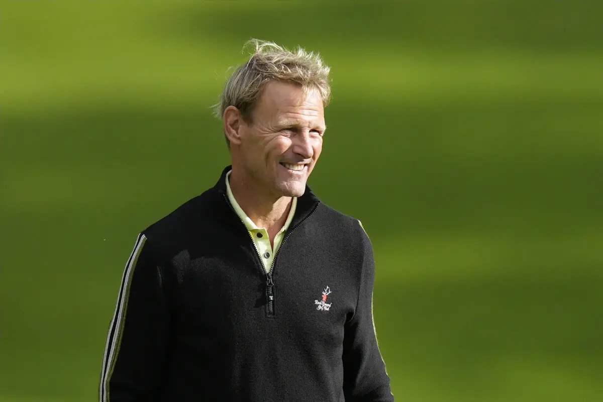 Teddy Sheringham Says 137 G/A West Ham Star Could “Leave” If Nightmare Scenario Comes True