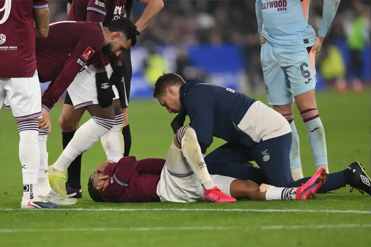 Key Player Set To Miss Several Games As West Ham’s Survival Hopes Are Dealt Major Setback