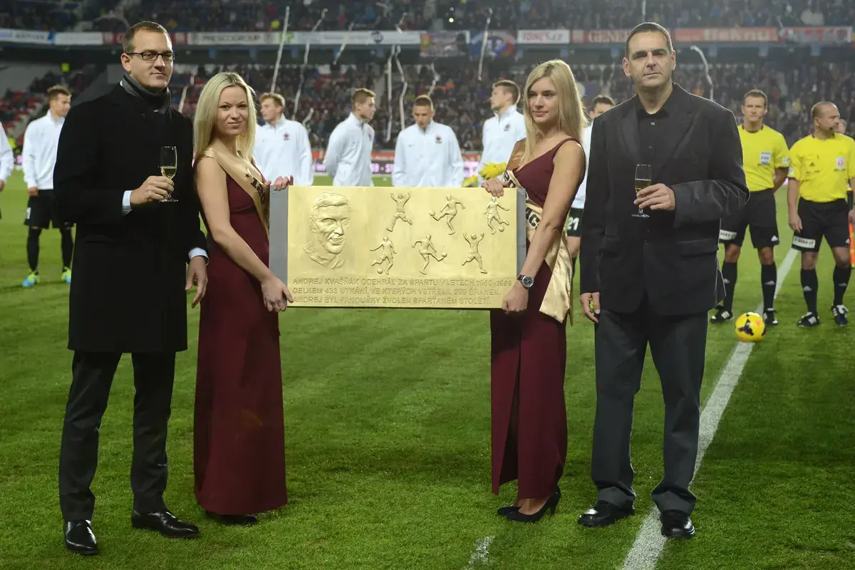 West Ham Owner Reveals Player Sales “Strategy” As He Issues Blunt Warning To Man United, Arsenal And Other Clubs