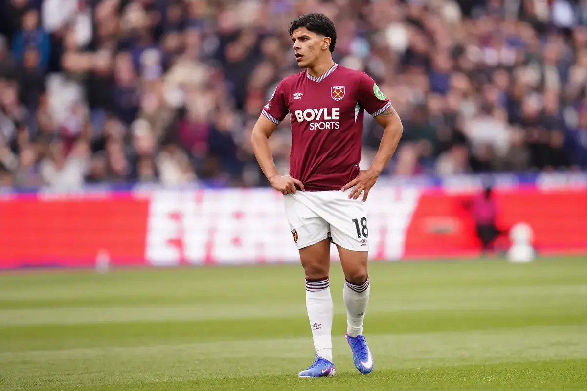 EXWHUEmployee Claims “Bidding War” Is Expected As TEN Clubs Vie To Sign £80M Rated West Ham Star