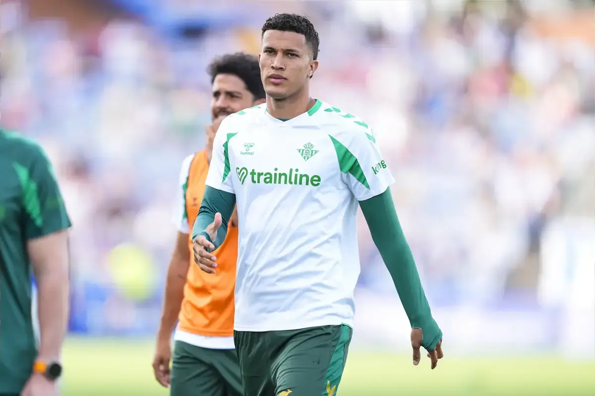 REPORT: West Ham ‘Will Have Scouts’ At Arsenal Game As They Line Up Swoop For 26 y/o Midfielder